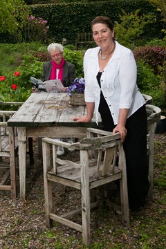 Carry Slee en haar partner Elles van den Berg (foto Marcel Rob) 