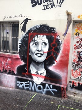 Hommage aan Edith Piaf in Parijs (foto Jan Vriend) 