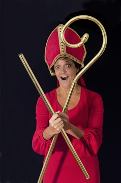 Lenette van Dongen oefent voor Sinterklaas (Foto Jan Jong)