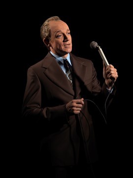 Paul Groot als Sonneveld Foto Roy Beusker