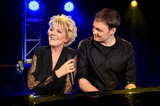 Simone_2015-2016_151656262