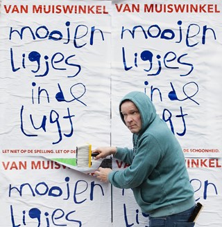 Van-Muiswinkel-vierkant-formaat-credits-Curly-Straight-RGB-vierkant-pnvt3qk82bdjqzd4ozu9eaxcrja3djcuuki8xdh2j2