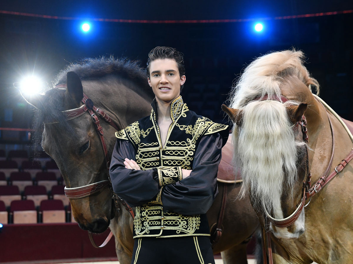 Op naar de piste van Carré met Kevin Richter (en 22 paarden)