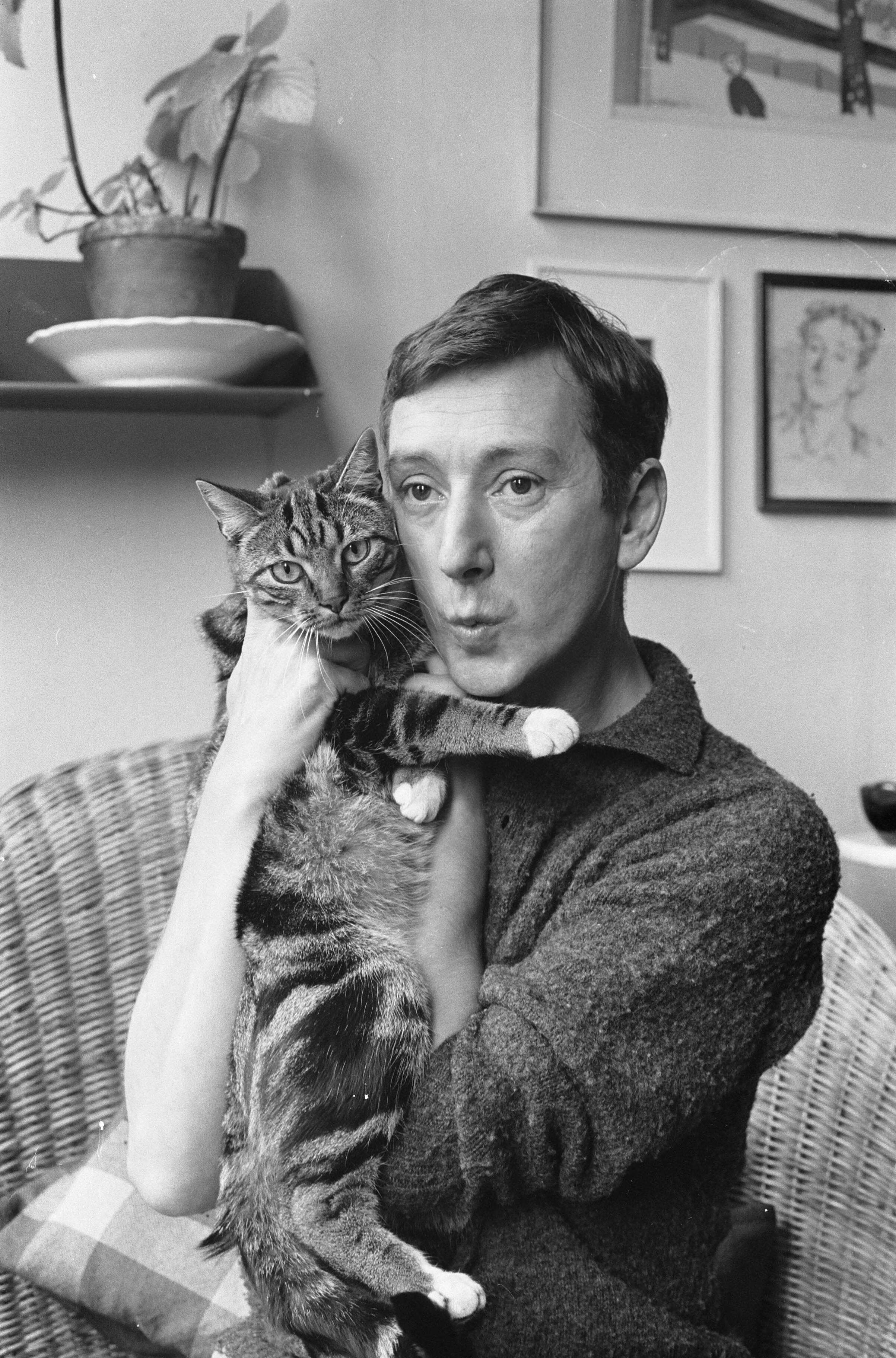 Eerherstel voor Albert Mol