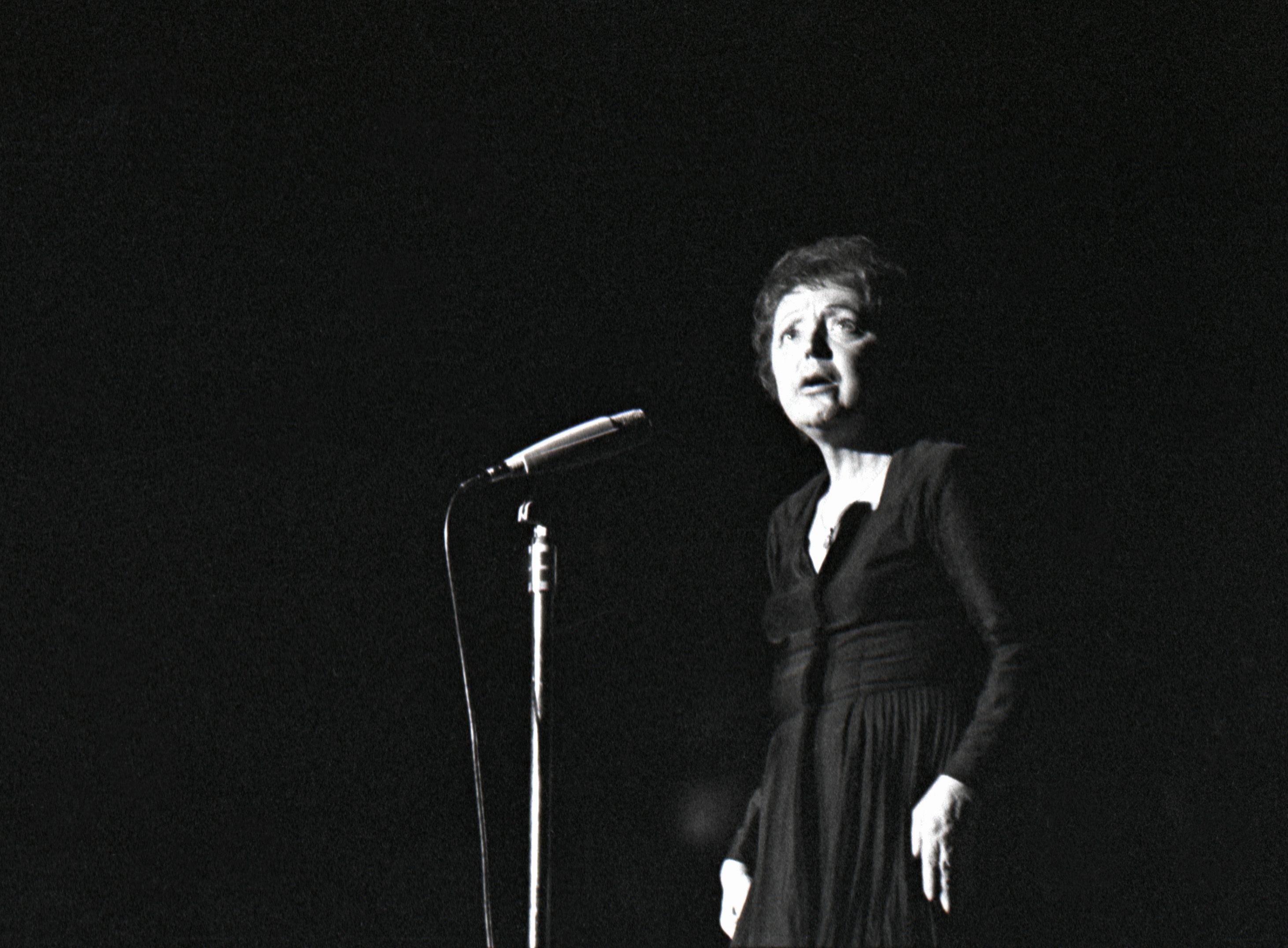 De echo van Edith Piaf weerklinkt in het Concertgebouw